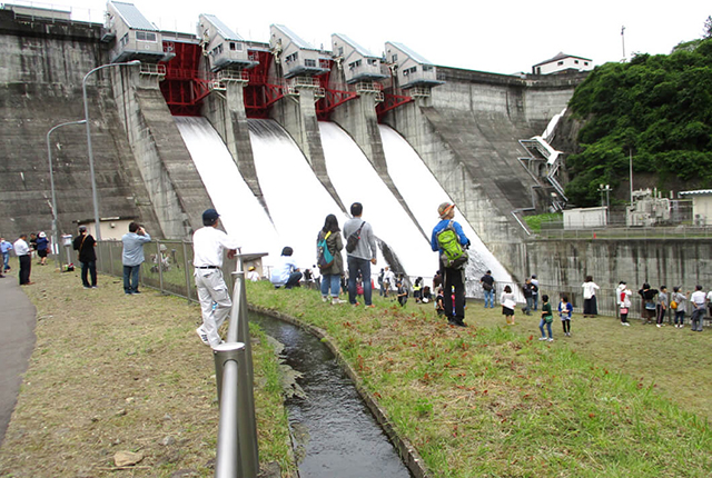 Kamafusa Dam